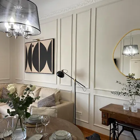 Breg - Old Town River Apartment *